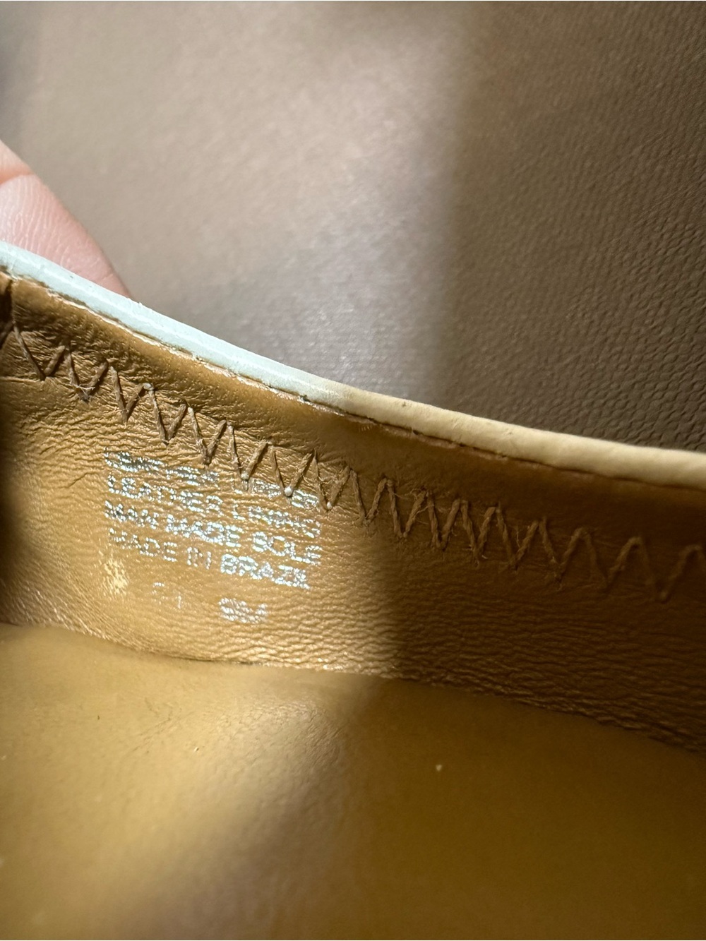 Tory Burch Cream Leather Logo Ballet Flats with Gold Medallion - Picture 6 of 12